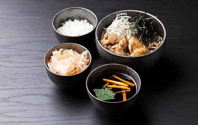 肉汁辛みつけ蕎麦「鶏」 選べるミニ丼セット