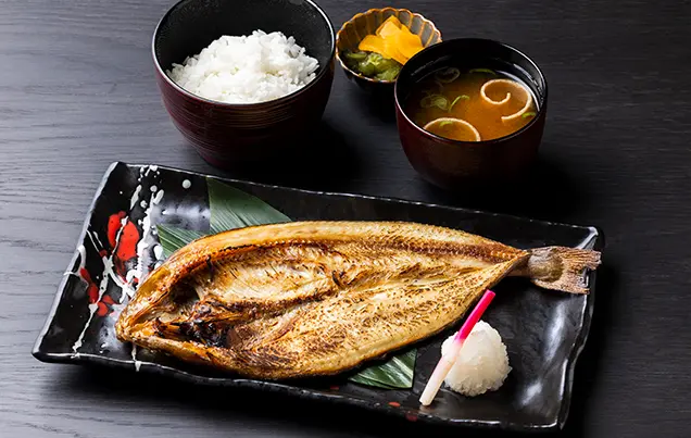 北海道 紋別直送 真ほっけ開き干し 焼魚膳