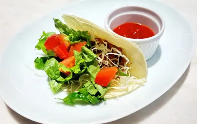 チキンタコス Chicken Tacos