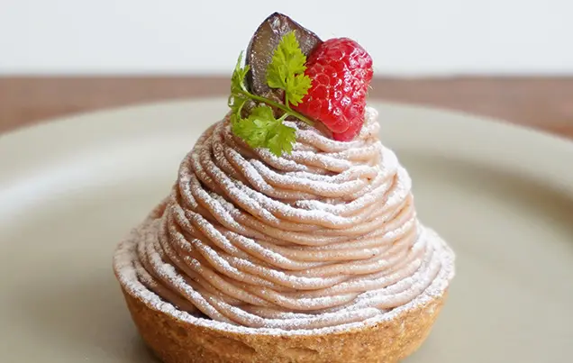 木苺モンブランのタルト