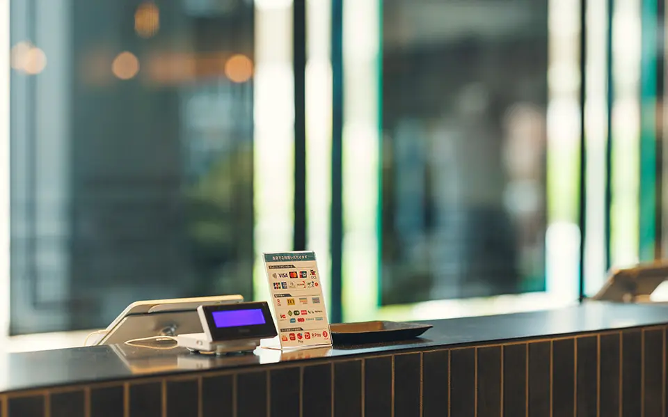 Verkort de wachttijd door vooraf te reserveren via je smartphone.