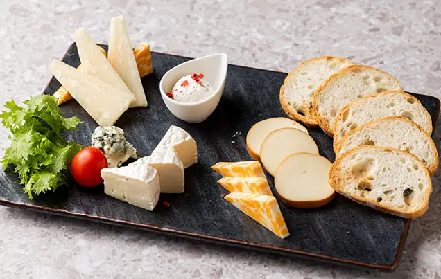 イタリアチーズ盛合わせ
