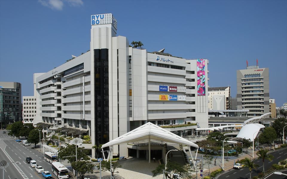 新都心周辺でゆっくり食事ができる場所