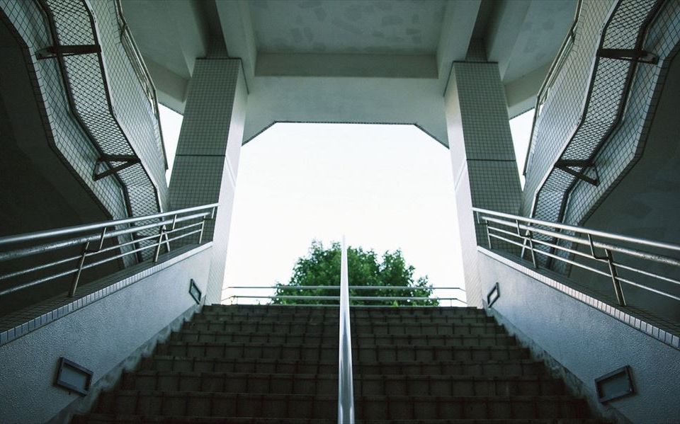 前島に近い350席のグルメスポット