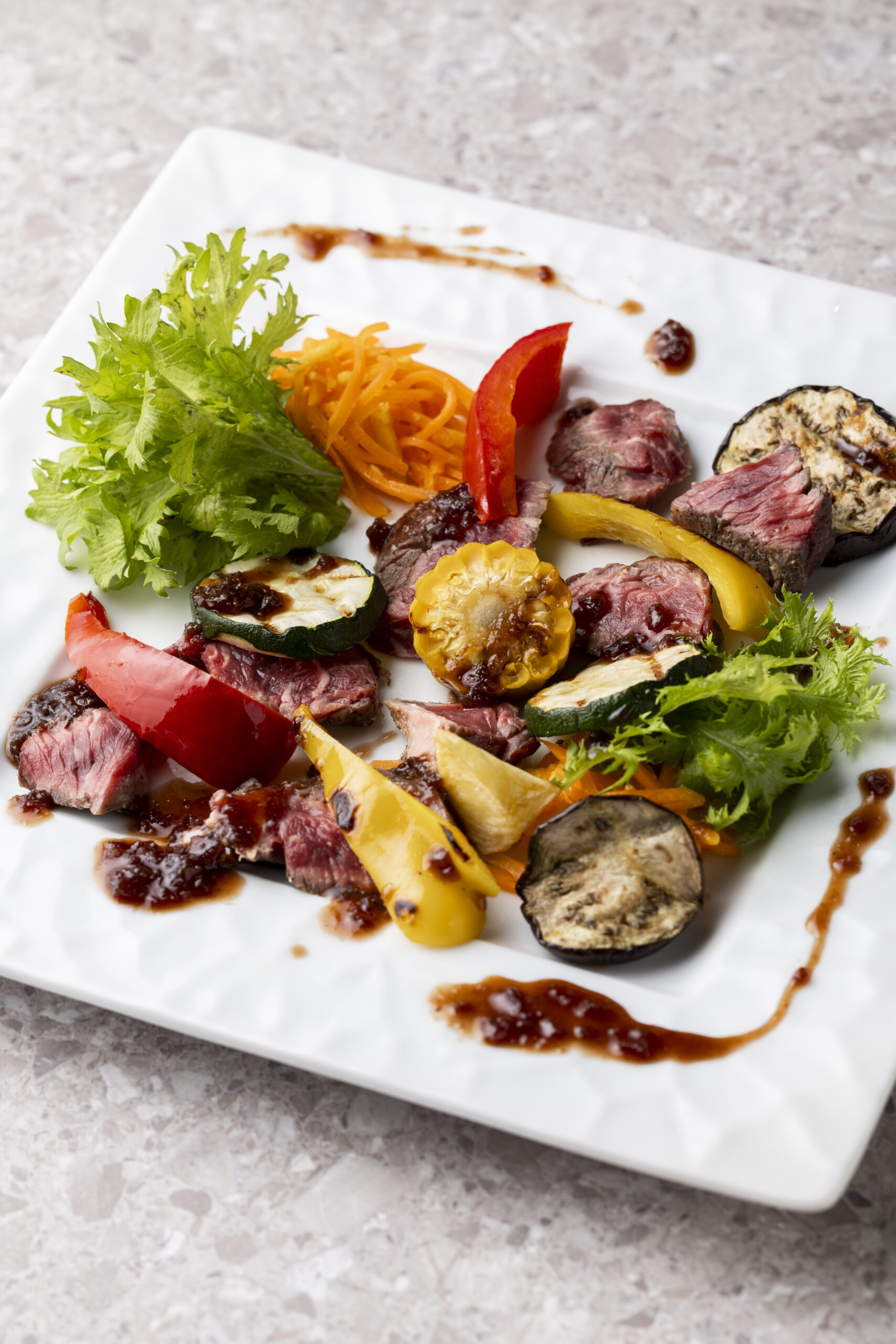 洋食の華やかさ