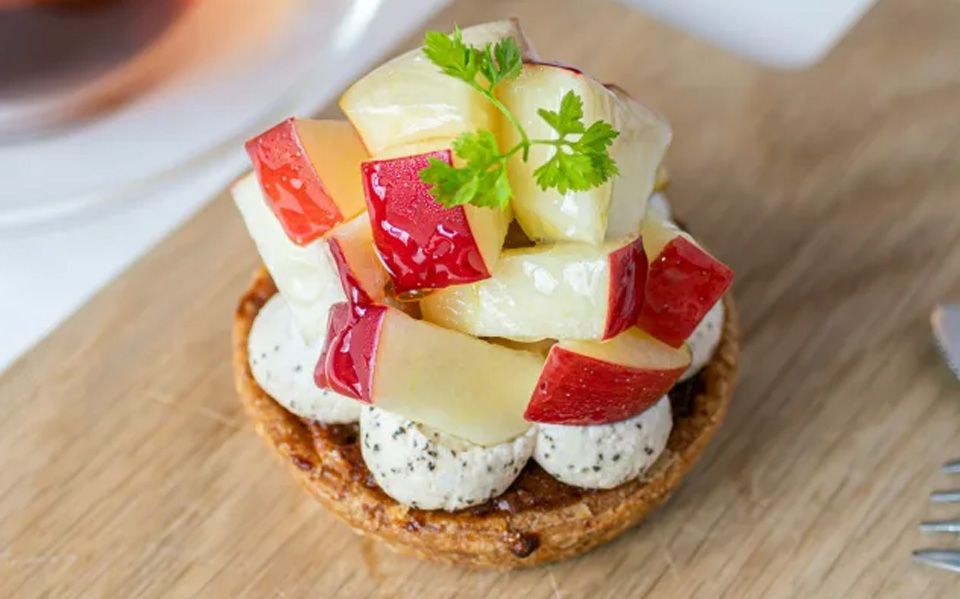 季節のフルーツを味わう絶品タルト