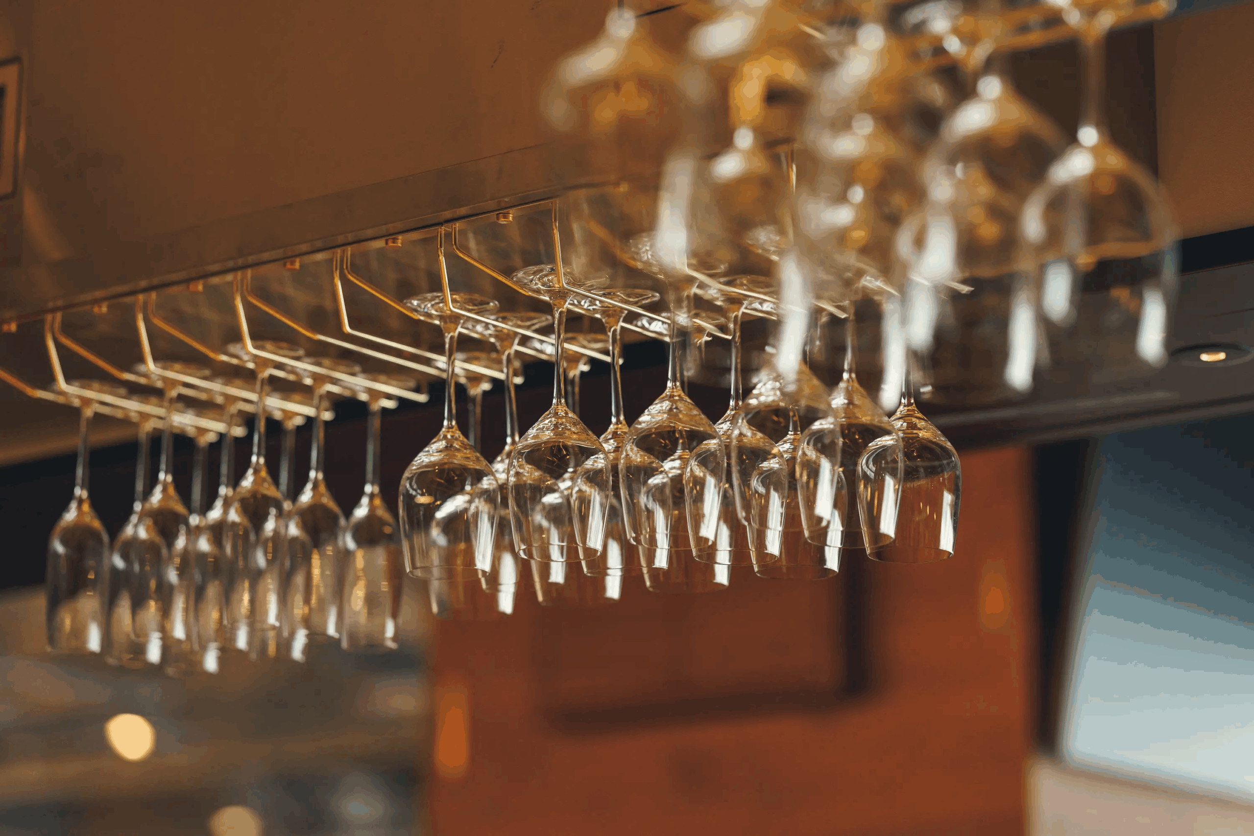 駅直結だから悪天候でも安心してお越しいただけます