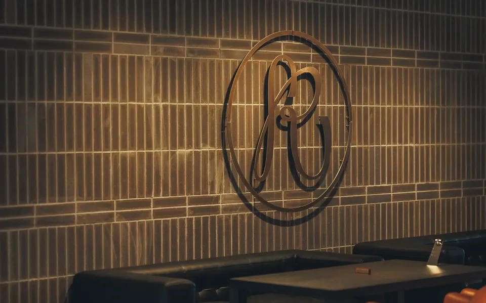 国際通りに隣接する新グルメスポット