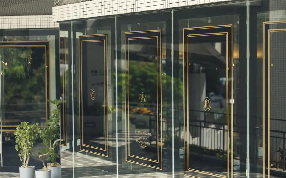 ハイアットリージェンシーの近くで食を満喫