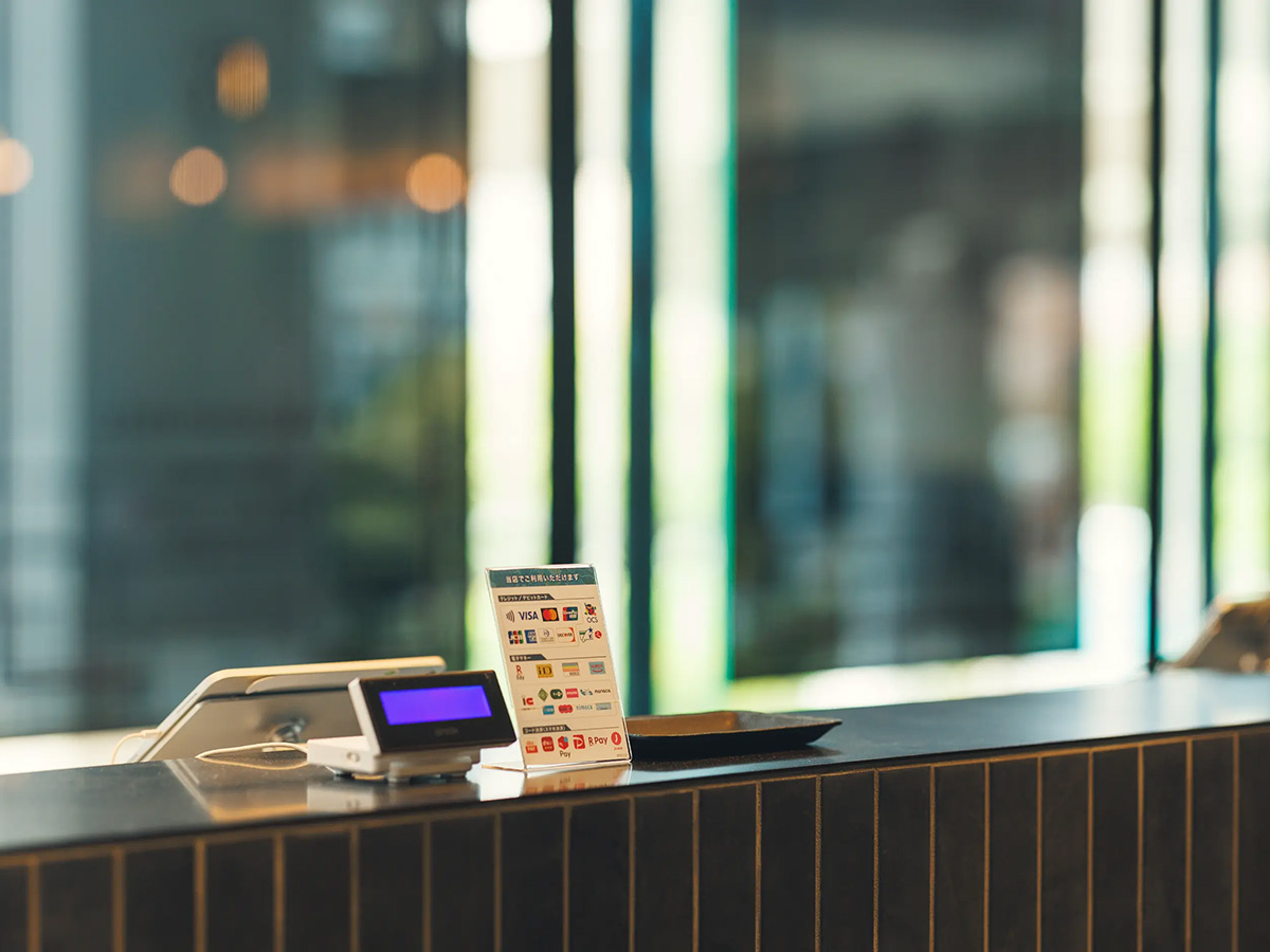 【座ったまま、スマートに注文】