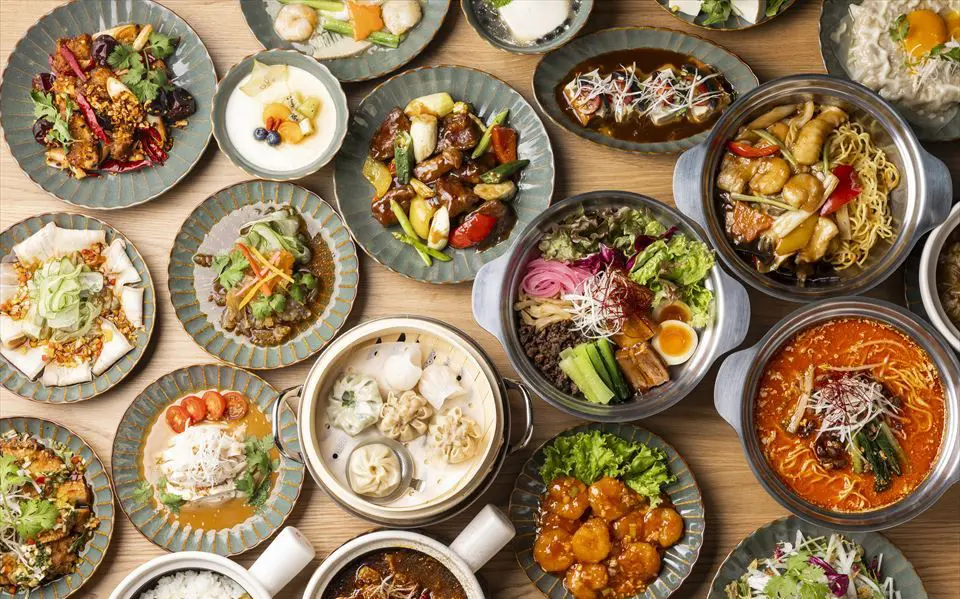 在舒適的用餐環境中享用正宗的中國美食